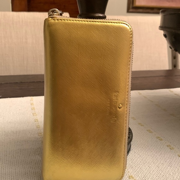 Kate Spade Gold Wallet - Picture 17 of 17